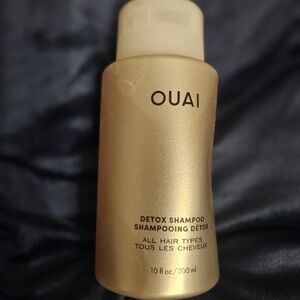 OUAI detox shampoo